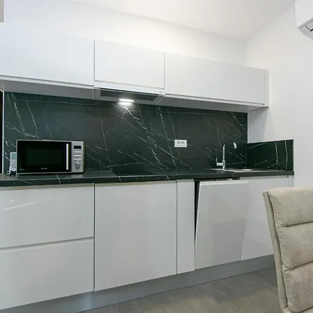 Seaside With A Swimming Pool Brela, Makarska - 20229 Apartment