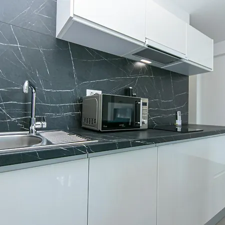 Seaside With A Swimming Pool Brela, Makarska - 20229 Apartment *