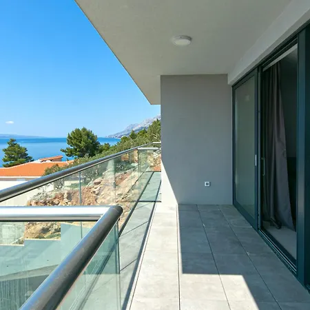 Apartment Seaside With A Swimming Pool Brela, Makarska - 20229 Brela