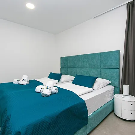Apartment Seaside With A Swimming Pool Brela, Makarska - 20229 Brela