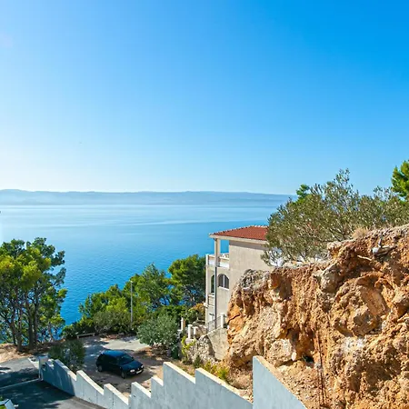 Apartment Seaside With A Swimming Pool Brela, Makarska - 20229 *