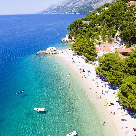 Seaside With A Swimming Pool Brela, Makarska - 20229 Brela