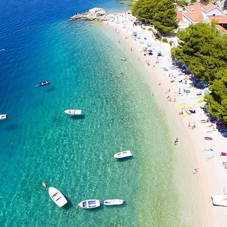 Seaside With A Swimming Pool Brela, Makarska - 20229